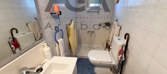 3 bedrooms Apartment in Badalona, Spain No. 135149 13