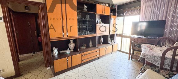 3 bedrooms Apartment in Badalona, Spain No. 135149 2