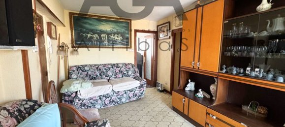 3 bedrooms Apartment in Badalona, Spain No. 135149 6