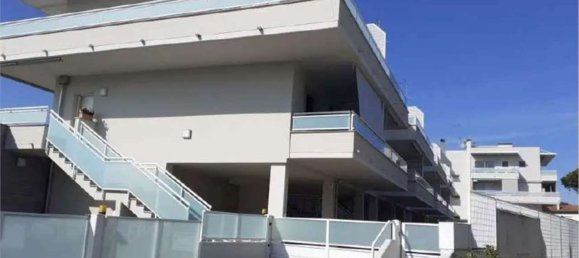 Propriété commerciale à Ravenna, Italy 58m² No. 363122 2