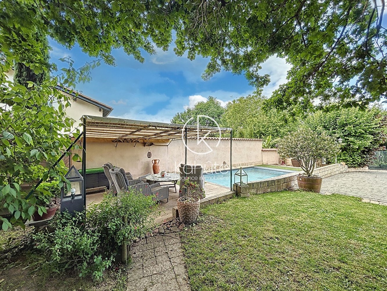 4 bedrooms Villa in Les Cheres, France No. 346430