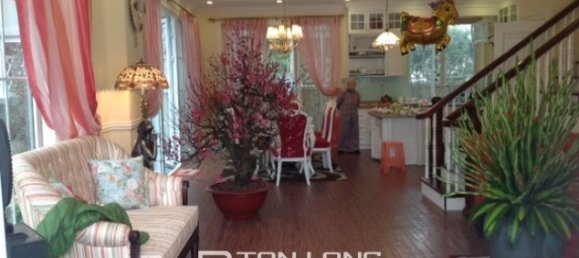 3 bedrooms Villa in Long Bien, Vietnam No. 1299 4