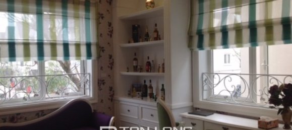 3 bedrooms Villa in Long Bien, Vietnam No. 1299 6