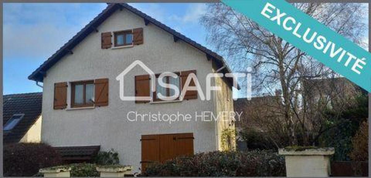 4 bedrooms House in Linas, France No. 6671