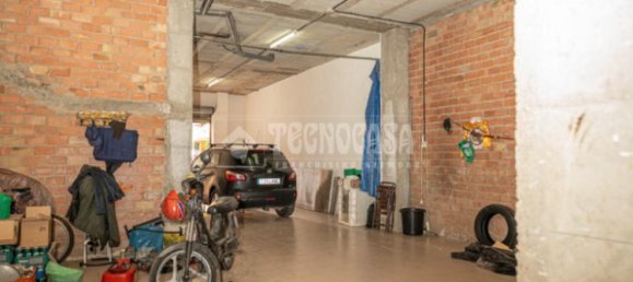 133m² Commercial property in Linares, Spain No. 171979 5