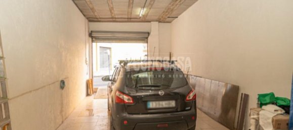 133m² Commercial property in Linares, Spain No. 171979 3