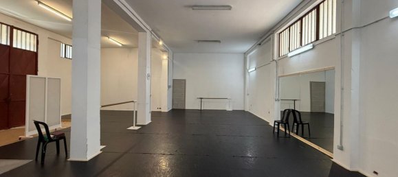  عقار تجاري في Misterbianco, Italy 287متر مربع رقم 380216 6