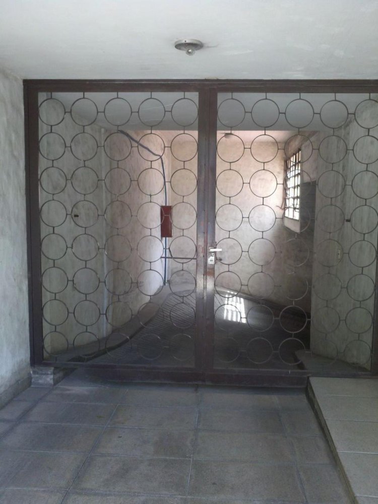  Warehouse in San Isidro, Argentina No. 25976