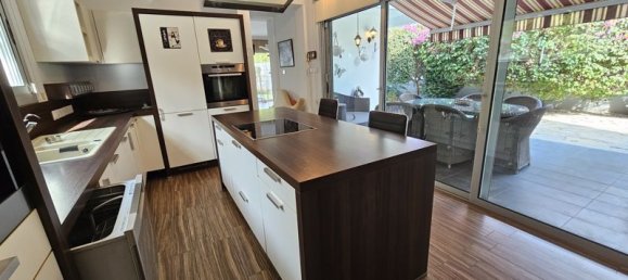 5 chambres Villa à Germasogeia, Cyprus No. 17853 3