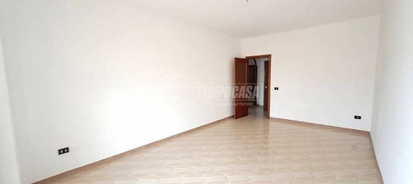 3 bedrooms Apartment in Adelfia, Italy No. 154910 7