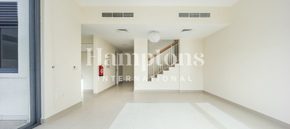 Casa geminada T3 em Dubai Hills Estate, UAE N.º 196739 6