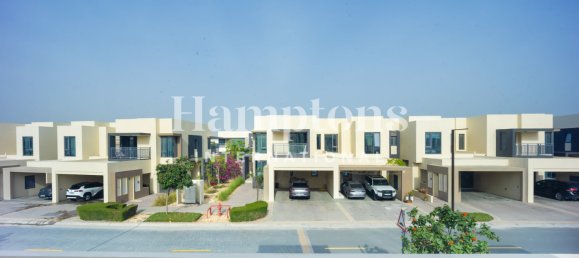 Casa geminada T3 em Dubai Hills Estate, UAE N.º 196739 20