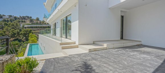 Villa de 4 dormitorios en Alicante, Spain No. 67039 12