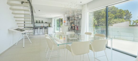 Villa de 4 dormitorios en Alicante, Spain No. 67039 24