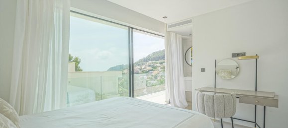 Villa de 4 dormitorios en Alicante, Spain No. 67039 6