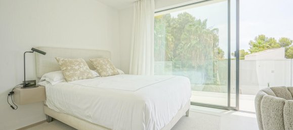 Villa de 4 dormitorios en Alicante, Spain No. 67039 5