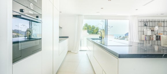 Villa de 4 dormitorios en Alicante, Spain No. 67039 26