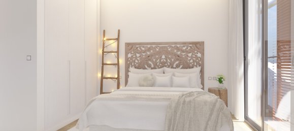 Apartamento de 3 dormitorios en Estepona, Spain No. 4570 2