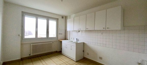 3 Schlafzimmer Wohnung in Bourg-en-Bresse, France, Nr. 273269 6