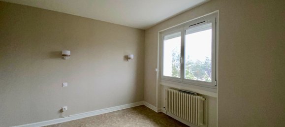 3 Schlafzimmer Wohnung in Bourg-en-Bresse, France, Nr. 273269 4