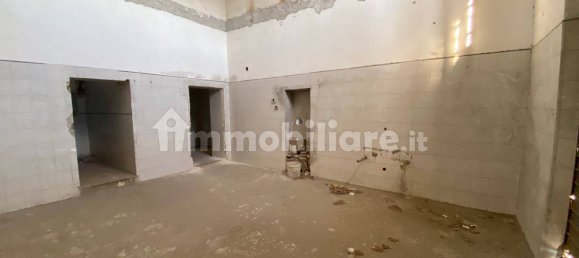 2 rooms Commercial property in Naples, Italy No. 283514 8