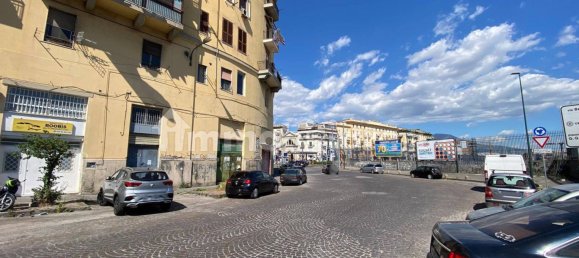 2 rooms Commercial property in Naples, Italy No. 283514 23