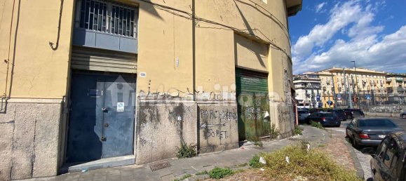2 rooms Commercial property in Naples, Italy No. 283514 16