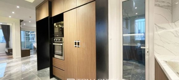 4 bedrooms Apartment in Tay Ho, Vietnam No. 574 13