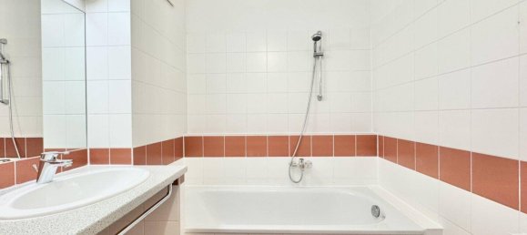 2-salle Appartement à Favoriten, Austria No. 254835 11