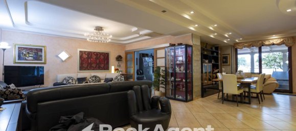 3 Schlafzimmer Wohnung in Catanzaro, Italy, Nr. 296156 3