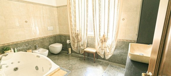 3 bedrooms Villa in Campomorone, Italy No. 297982 14