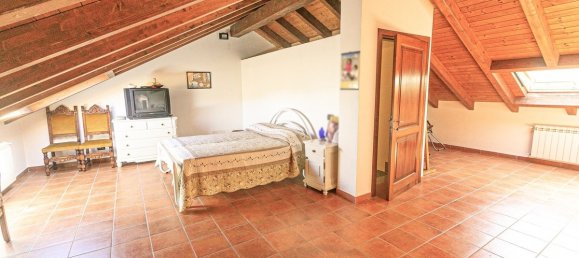3 bedrooms Villa in Campomorone, Italy No. 297982 24