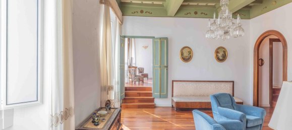 5 bedrooms Apartment in Rome, Italy No. 377939 23