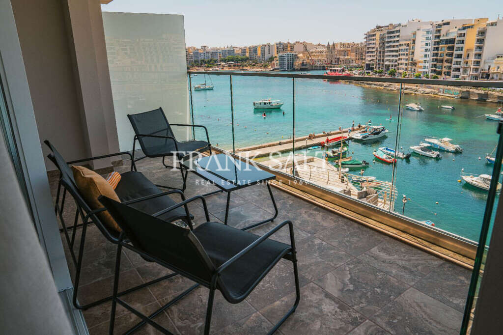 Apartamento T2 em Saint Julian's, Malta N.º 7279