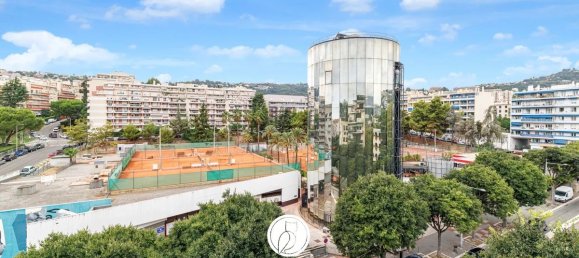 2 Schlafzimmer Wohnung in Nice, France, Nr. 338508 5