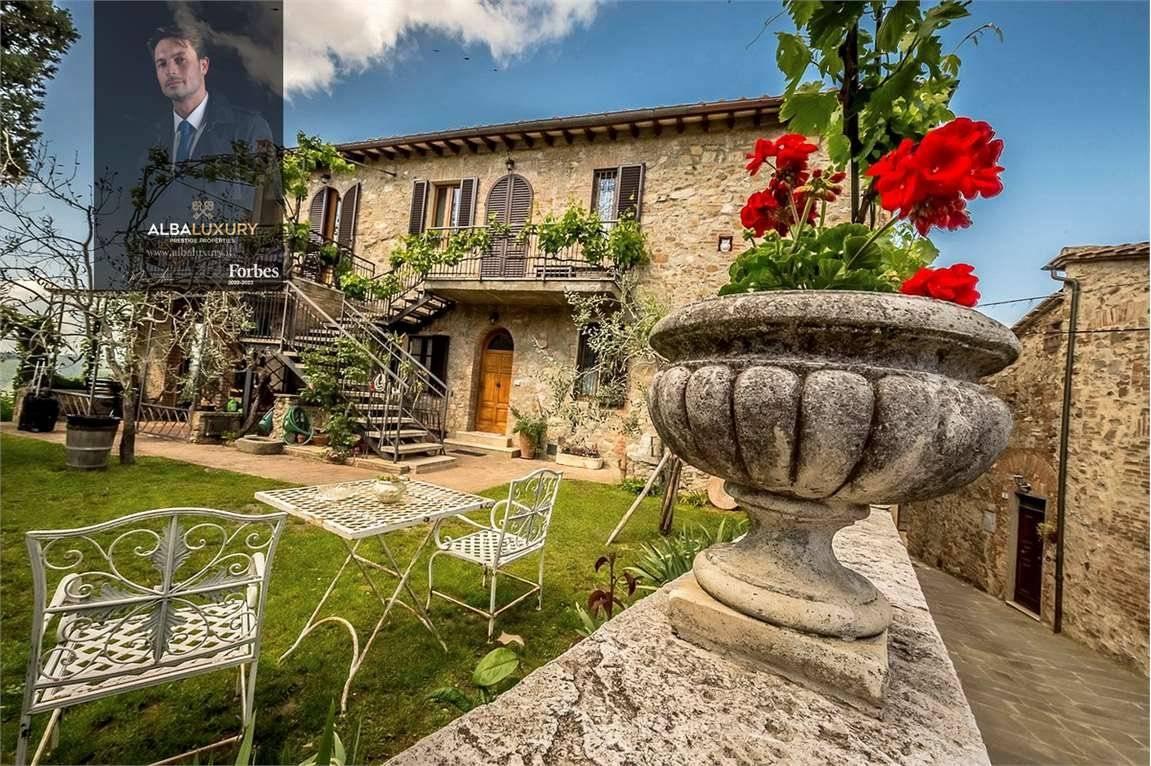 10 rooms Villa in Castiglione d'Orcia, Italy No. 167786