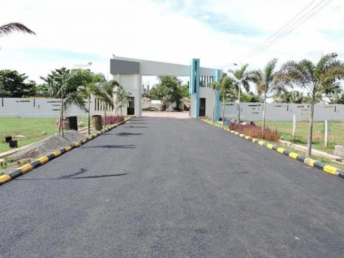  Land in Visakhapatnam, India No. 32462