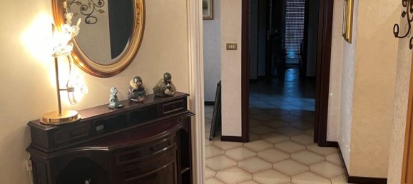 Квартира с 5 комнатами в Кальтаниссетта, Италия № 257052 4