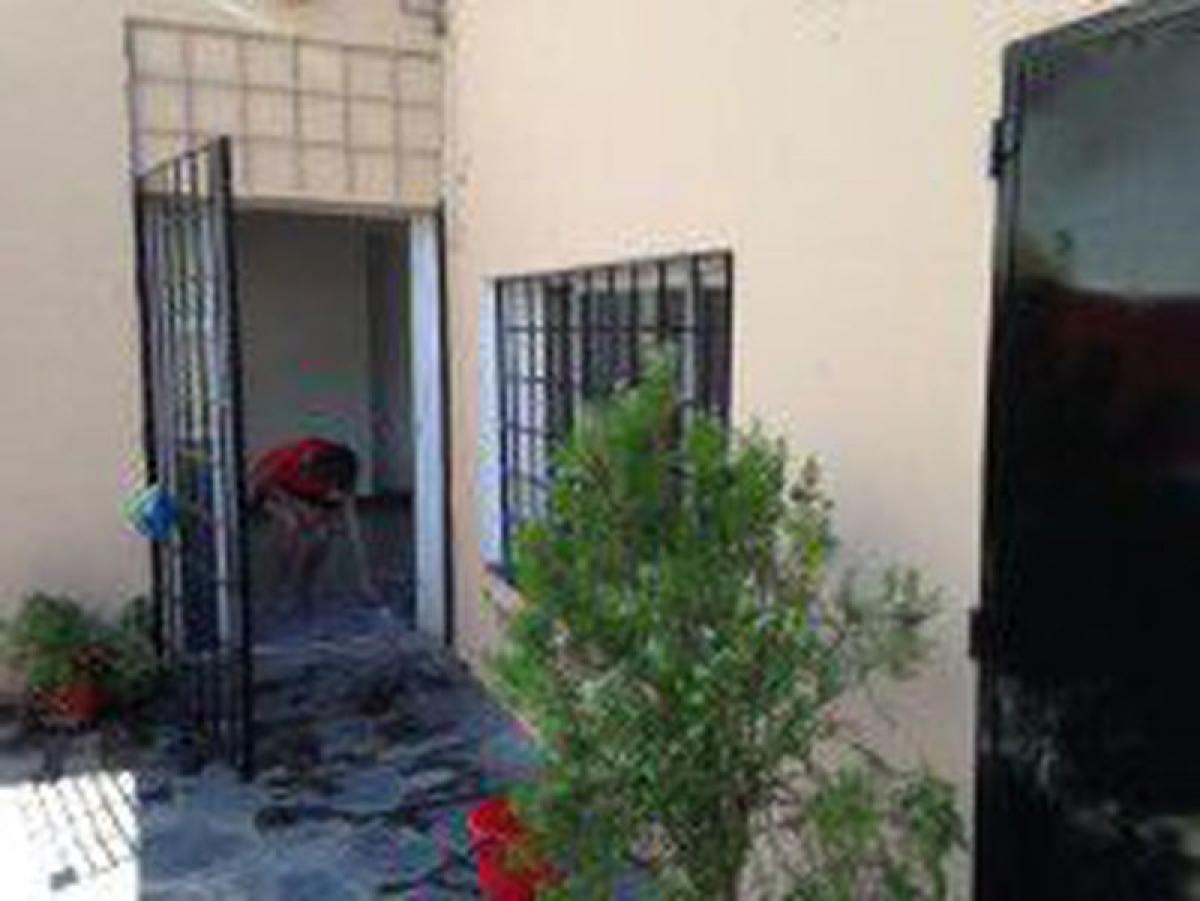 2 bedrooms House in Mar del Plata, Argentina No. 93068