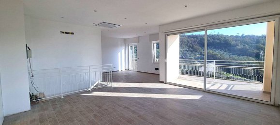 Apartamento de 3 habitaciónes en Finale Ligure, Italy No. 83040 21
