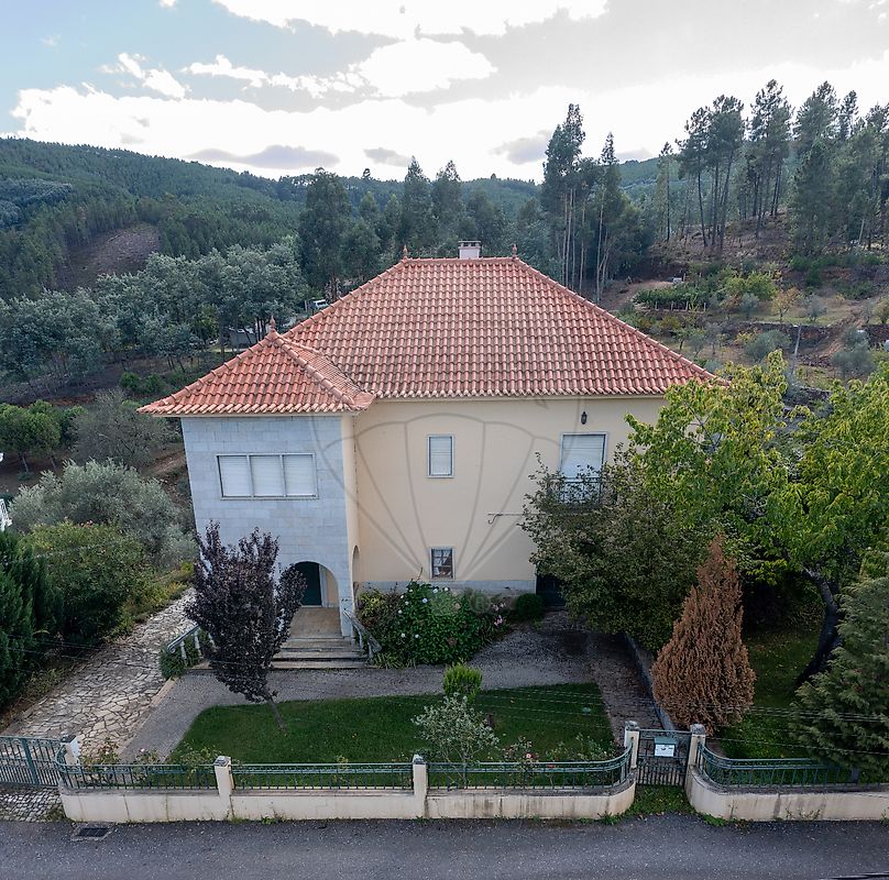 4 غرف نوم منزل في Silvares, Portugal رقم 32190