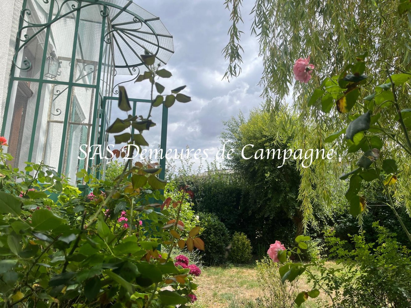 3 Schlafzimmer Haus in Cosne-Cours-sur-Loire, France, Nr. 334433