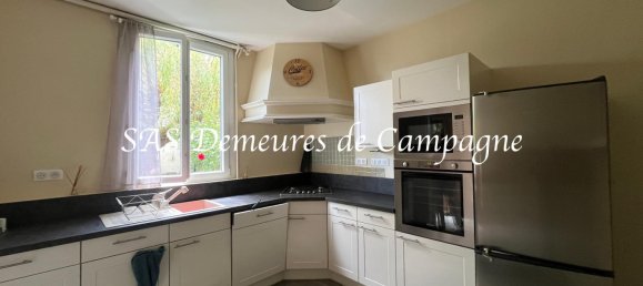 3 Schlafzimmer Haus in Cosne-Cours-sur-Loire, France, Nr. 334433 2