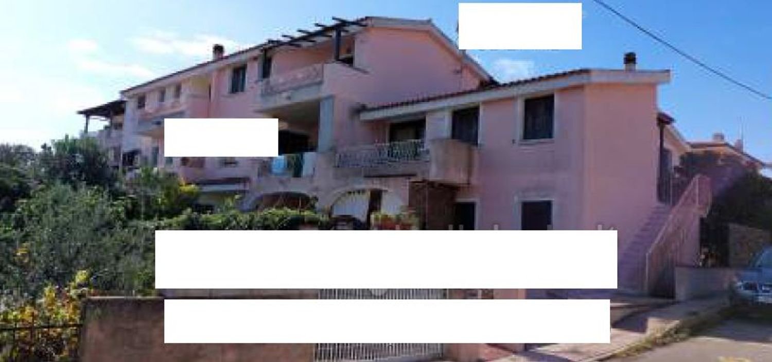 Квартира с 3 комнатами в Лоири Порто Сан Паоло, Италия № 115385