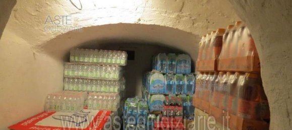 5 rooms Apartment in Rome, Italy No. 290165 6