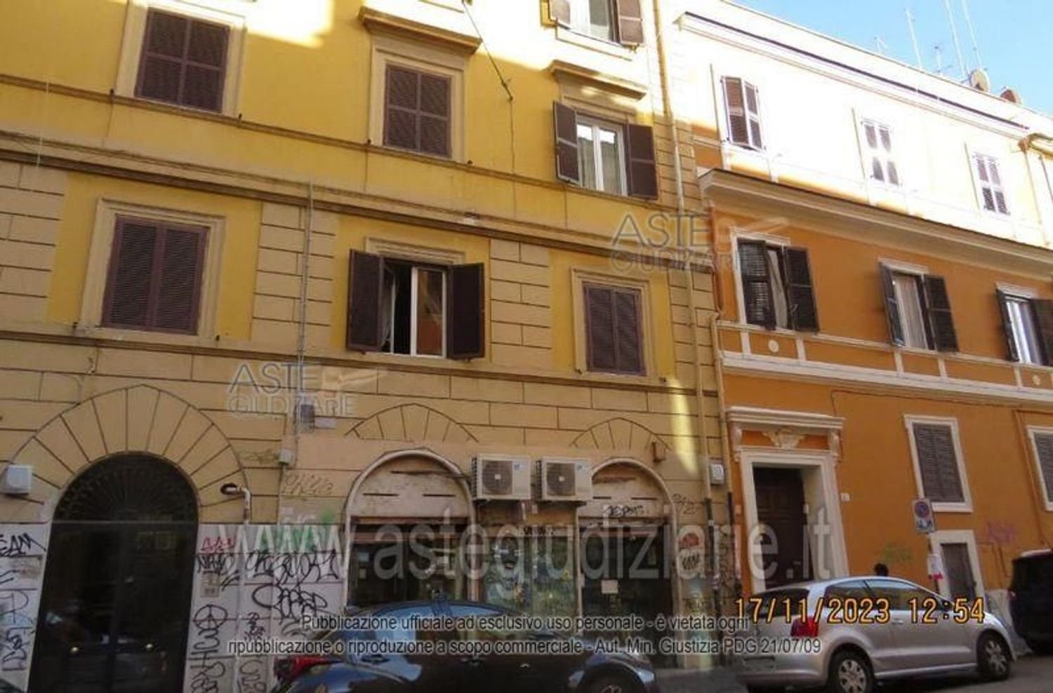 5 rooms Apartment in Rome, Italy No. 290165