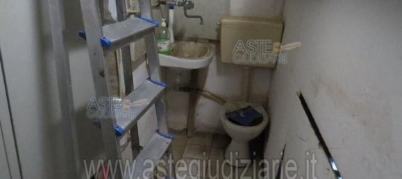 5 rooms Apartment in Rome, Italy No. 290165 35