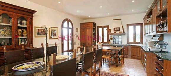 5 rooms Villa in Capalbio, Italy No. 72410 4