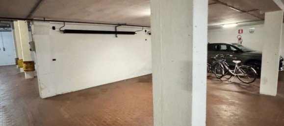 4 bedrooms Penthouse in Padua, Italy No. 348616 42