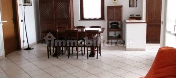 Apartamento de 2 dormitorios en Seregno, Italy No. 257490 2